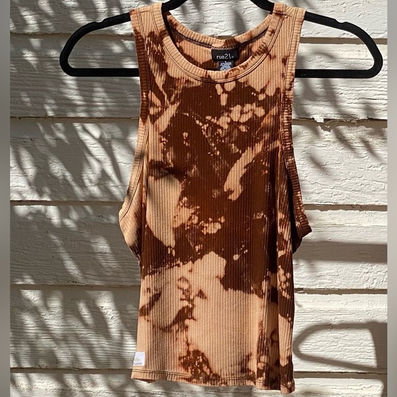 Women’s tank top // Rue 21 // Large // Hand dyed - Picture 1 of 5